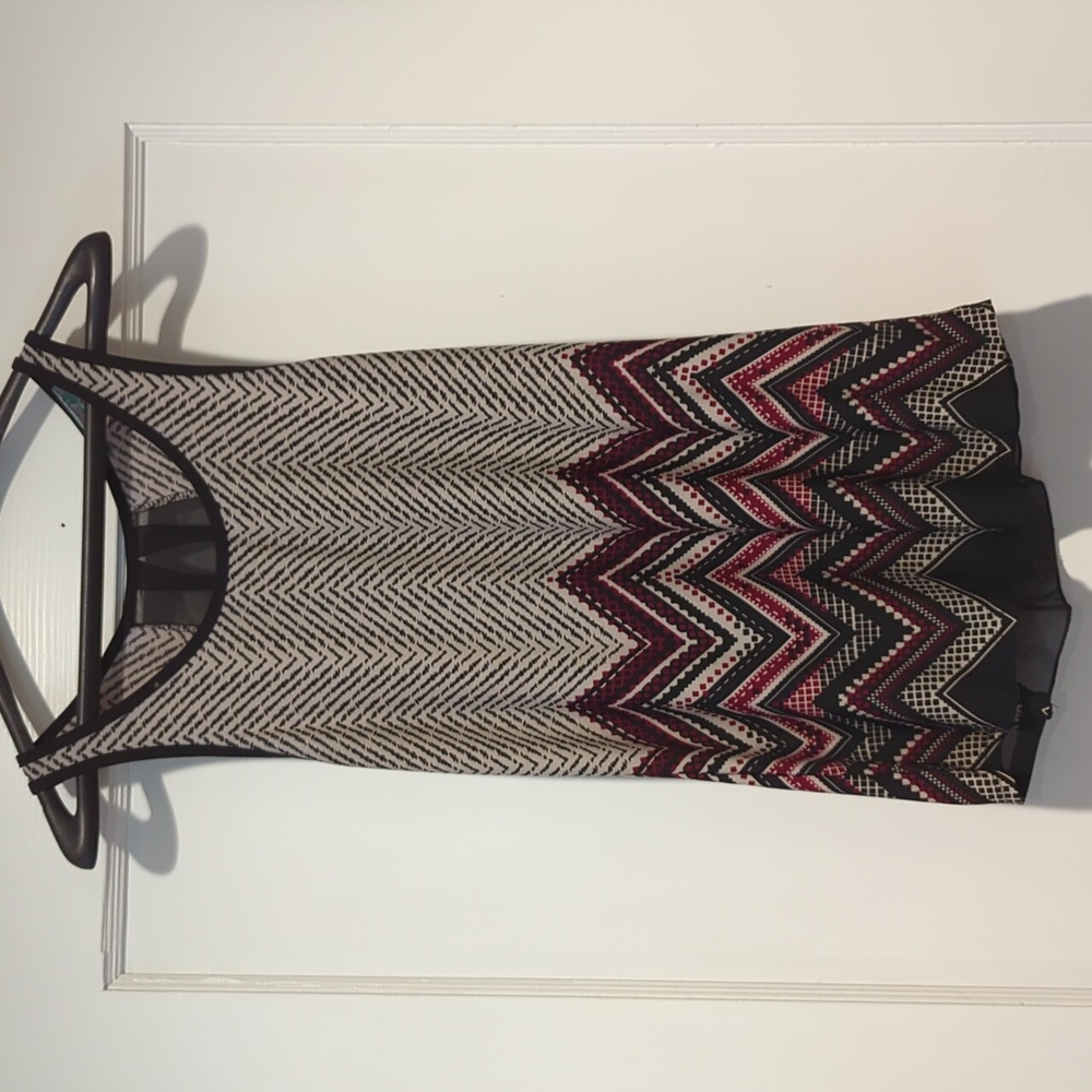 Julie's Closet Women's multicolor tribal chevron print sleeveless blouse small